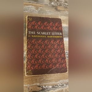 Vintage Book - the Scarlet Letter, by Nathaniel Hawthorne, Pocket Book, 1958